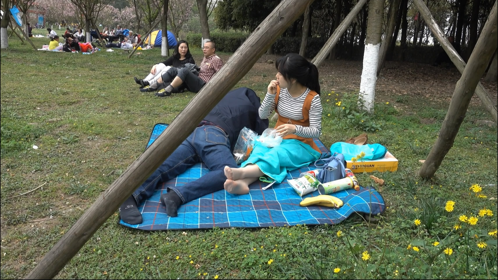 streetsnapnylon[00 02 08][20181205 224335 3]